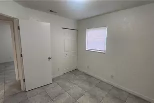 1079 N Gertrude Ct, Daytona Beach, FL 32117 - Photo 15