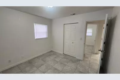 1079 N Gertrude Court, Daytona Beach, FL 32117 - Photo 17