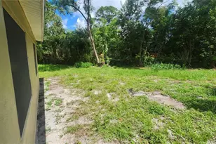 1079 N Gertrude Ct, Daytona Beach, FL 32117 - Photo 3