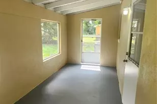 1079 N Gertrude Ct, Daytona Beach, FL 32117 - Photo 21