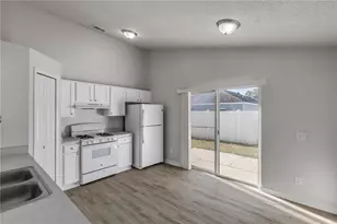 8757 Claiborne Ct, Orlando, FL 32825 - Photo 7