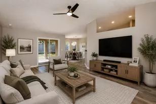 9 Slipper Flower Path E, Palm Coast, FL 32164 - Photo 5