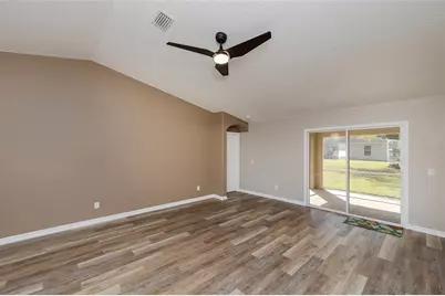 9 Slipper Flower Path E, Palm Coast, FL 32164 - Photo 7