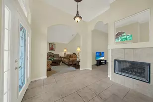 3160 Tiburon Ln, Deltona, FL 32738 - Photo 7