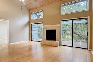 902 Village Green Rd, Deland, FL 32720 - Photo 7