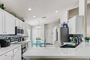 437 Dahoon Holly Dr, Daytona Beach, FL 32117 - Photo 7