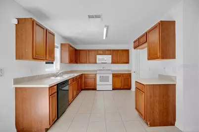 161 Walnut Crest Run, Sanford, FL 32771 - Photo 3