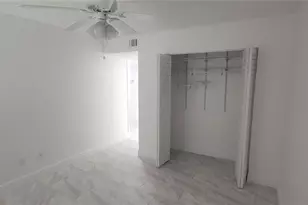 100 Sweetgum Woods Ct, Deltona, FL 32725 - Photo 17