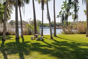 957 Pineapple Rd, South Daytona, FL 32119 - Photo 37