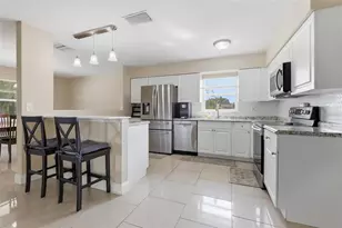1060 Eva St, Deltona, FL 32725 - Photo 13