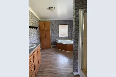 11090 SE 165th Terrace Road, Ocklawaha, FL 32179 - Photo 11