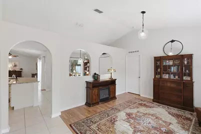 923 Cascades Park Trail, Deland, FL 32720 - Photo 7