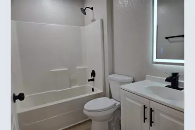 1160 W New York Avenue, Orange City, FL 32763 - Photo 17