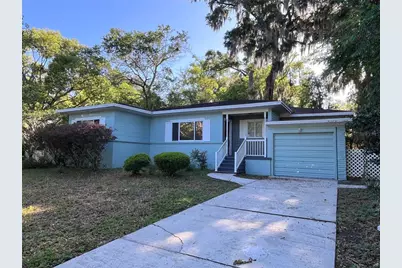 12 S University Circle, Deland, FL 32724 - Photo 1
