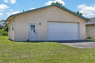2904 Victory Palm Dr, Edgewater, FL 32141 - Photo 3