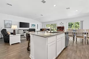 1018 Peach Crk Dr, Osteen, FL 32764 - Photo 11