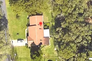 2025 Larchmont Dr, Deland, FL 32724 - Photo 3