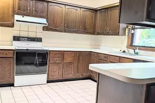 2025 Larchmont Dr, Deland, FL 32724 - Photo 13