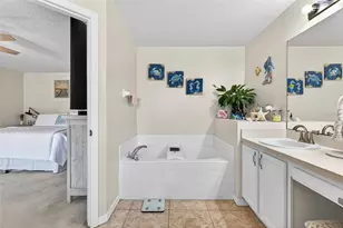 341 Mariners Gate Dr, Edgewater, FL 32141 - Photo 25