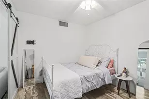 2207 Poinsettia Ln, Deland, FL 32724 - Photo 23