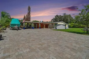 2207 Poinsettia Ln, Deland, FL 32724 - Photo 3
