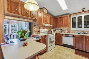 3033 Myakka River Rd, Tavares, FL 32778 - Photo 13