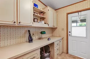 3033 Myakka River Rd, Tavares, FL 32778 - Photo 17