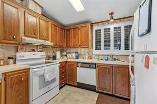 3033 Myakka River Rd, Tavares, FL 32778 - Photo 15