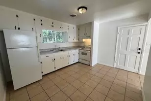 2076 N Kepler Rd, Deland, FL 32724 - Photo 9