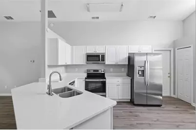 124 Kelly Circle, Sanford, FL 32773 - Photo 11