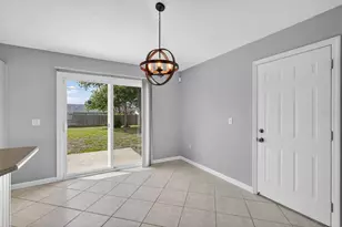 2301 Weatherford Dr, Deltona, FL 32738 - Photo 17