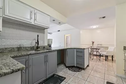 7667 Gramercy Drive, Orlando, FL 32818 - Photo 9