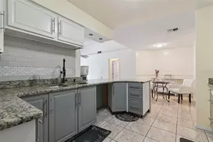 7667 Gramercy Dr, Orlando, FL 32818 - Photo 9