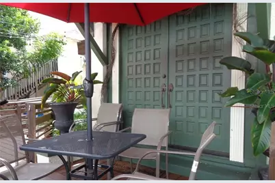 208 W Howry Avenue, Deland, FL 32720 - Photo 9