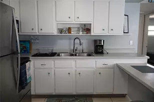180 Flagler Ln, Cocoa Beach, FL 32931 - Photo 9