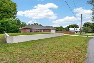 1505 Lakeside Dr, Deland, FL 32720 - Photo 55