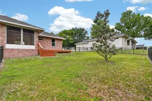 1505 Lakeside Dr, Deland, FL 32720 - Photo 25