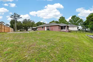 1505 Lakeside Dr, Deland, FL 32720 - Photo 23