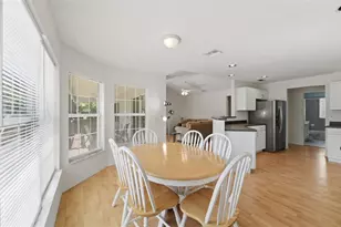 393 S Dexter Ave, Deland, FL 32720 - Photo 17
