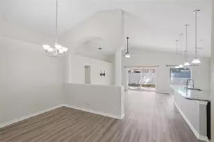 553 Maidenhair Ct, Orange City, FL 32763 - Photo 9