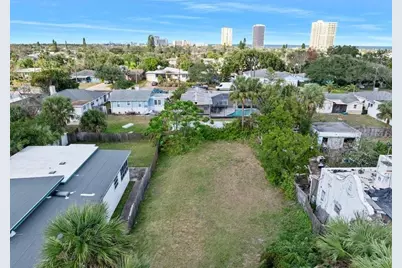 339 Manhattan Avenue, Daytona Beach, FL 32118 - Photo 1