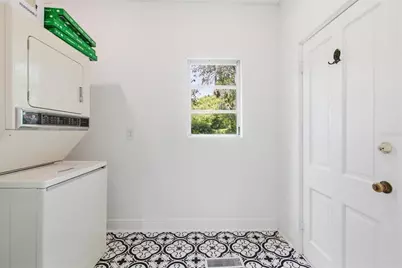 533 N Sans Souci Avenue, Deland, FL 32720 - Photo 17