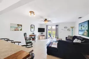 175 Yorktowne Dr, Daytona Beach, FL 32119 - Photo 11