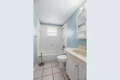 810 S Massachusetts Avenue, Deland, FL 32724 - Photo 11