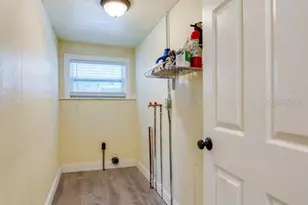243 N Peninsula Dr, Daytona Beach, FL 32118 - Photo 11
