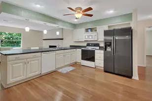 1939 Wallace Ct, Deland, FL 32720 - Photo 9