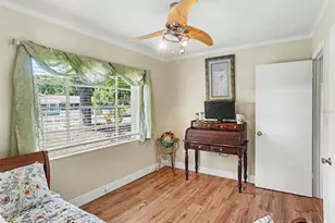 315 W 11th Ave, Mount Dora, FL 32757 - Photo 17
