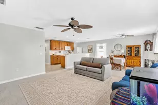 4629 Caverns Dr, Kissimmee, FL 34758 - Photo 11