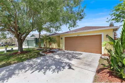 4629 Caverns Drive, Kissimmee, FL 34758 - Photo 3