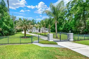4040 Grand Ave, Deland, FL 32720 - Photo 1